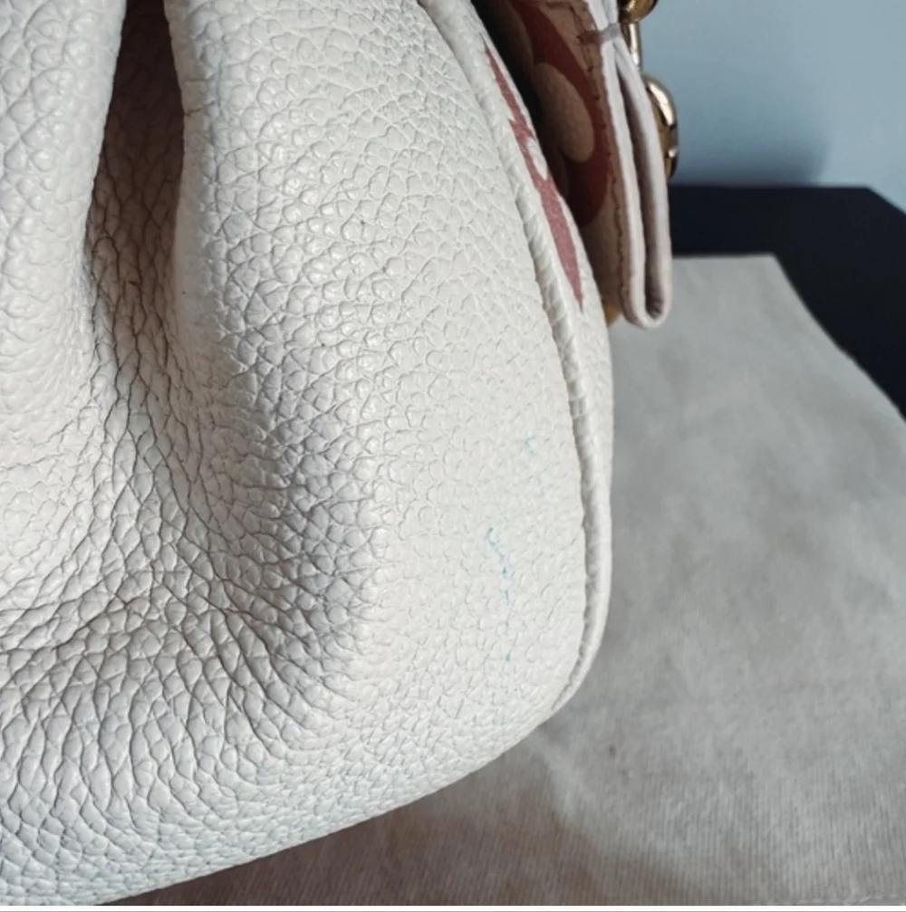 Louis Vuitton Favorite NM Crème Rose Trianon Crossbody Bag